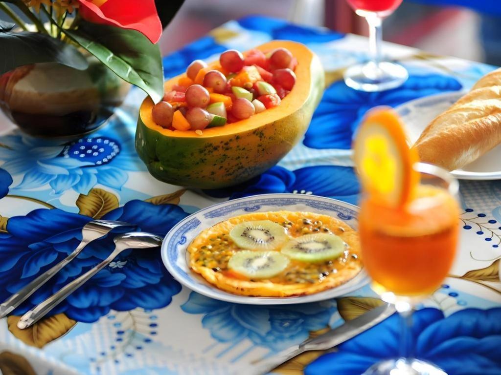 Hong Thang Hotel Хуе Екстериор снимка
