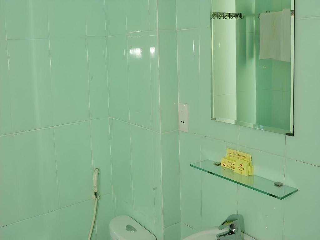 Hong Thang Hotel Хуе Екстериор снимка