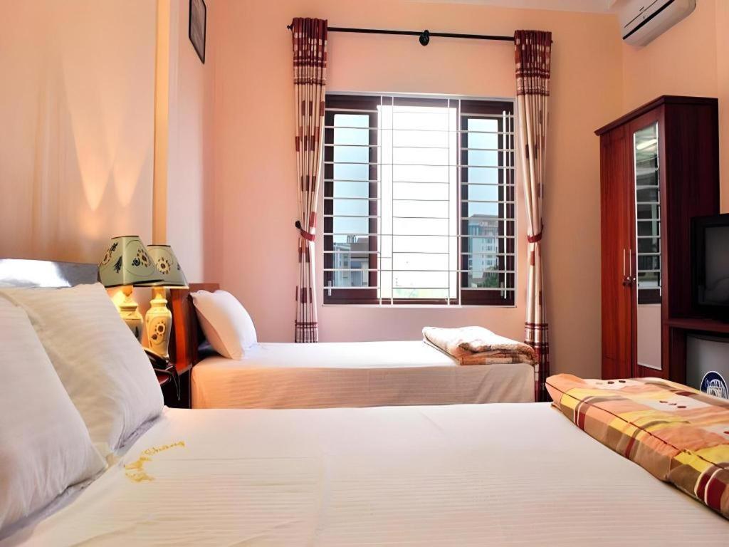 Hong Thang Hotel Хуе Екстериор снимка