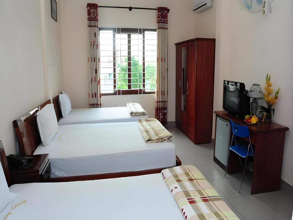 Hong Thang Hotel Хуе Екстериор снимка