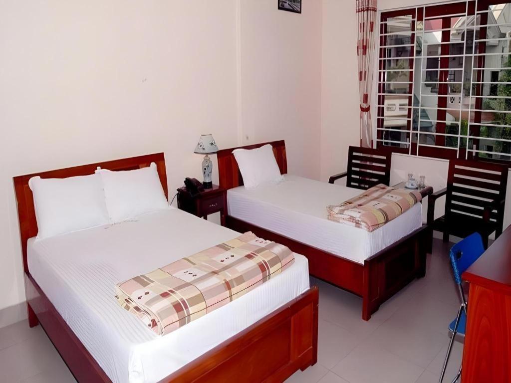 Hong Thang Hotel Хуе Екстериор снимка