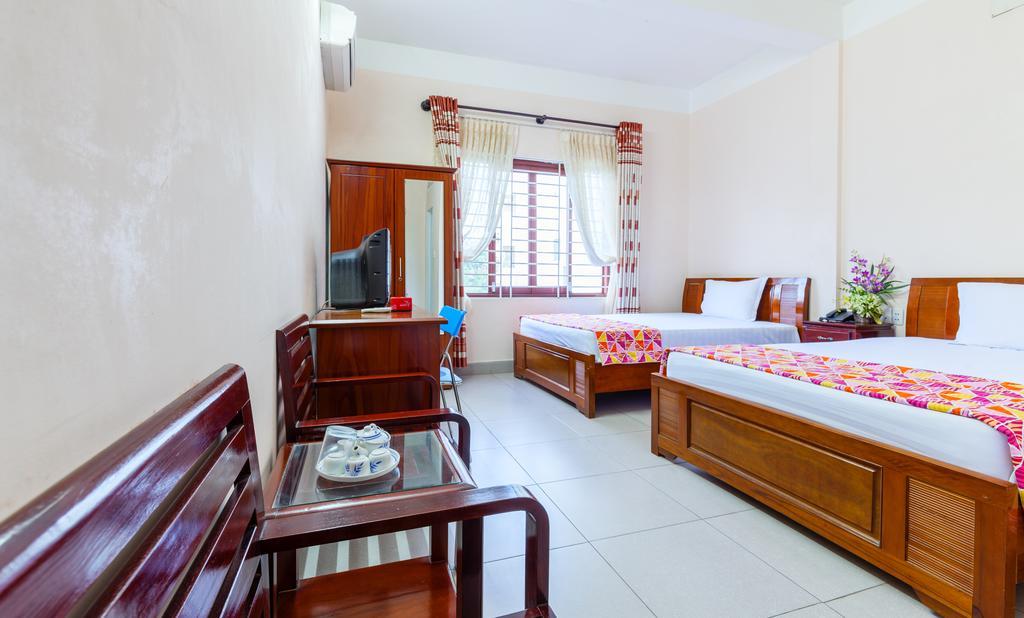 Hong Thang Hotel Хуе Екстериор снимка